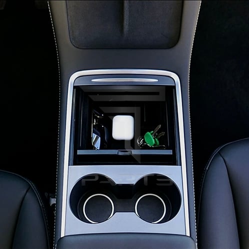 Model 3 Y Orta Konsol Düzenleyici
