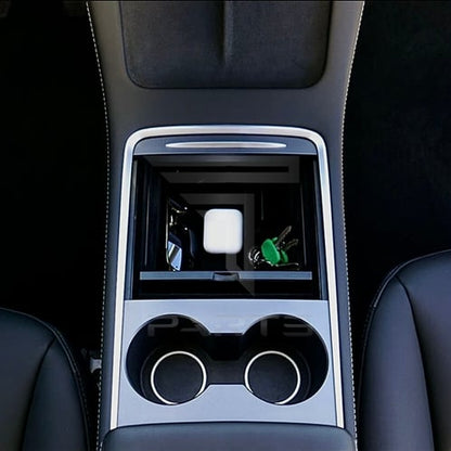 Model 3 Y Orta Konsol Düzenleyici