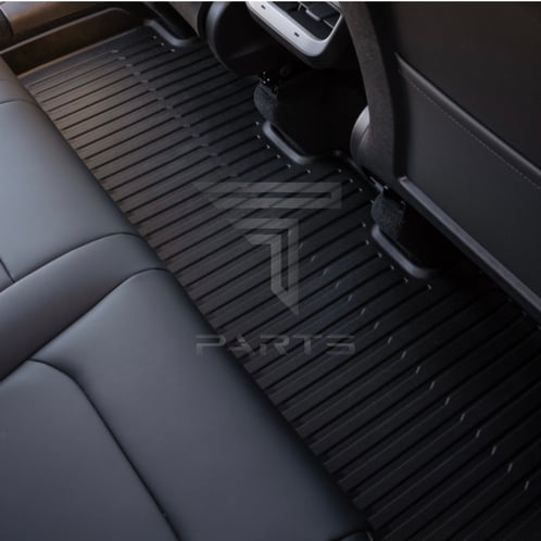 Model Y 3D Havuzlu Paspas Seti